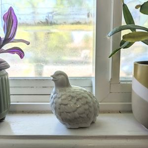 Porcelain quail